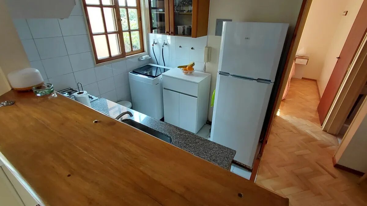 Nuñez, Manzanares 1600, 3er piso, lateral, 2 amb, 43m2, u$s 990 + luz. – Máximo 4 px. - 20