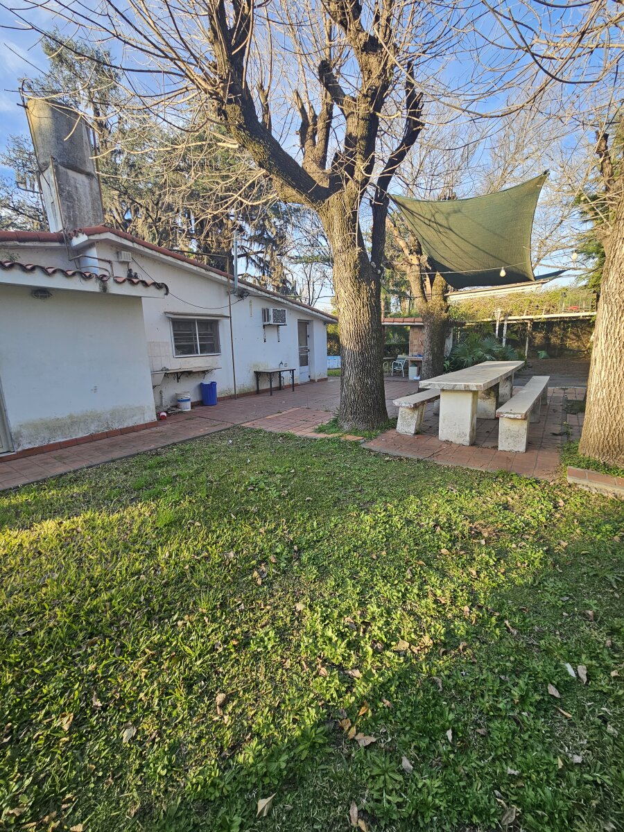 Oportunidad en Funes — Amplio terreno con casa a reciclar - 15