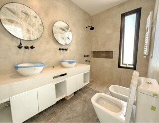 Casas - Funes - Venta