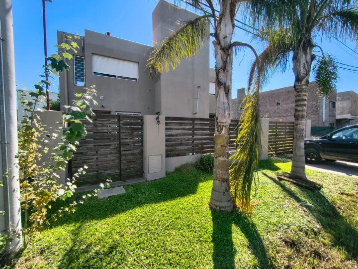 Casas - Roldan - Venta