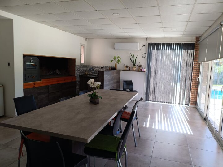 Casas - Iriondo - Venta