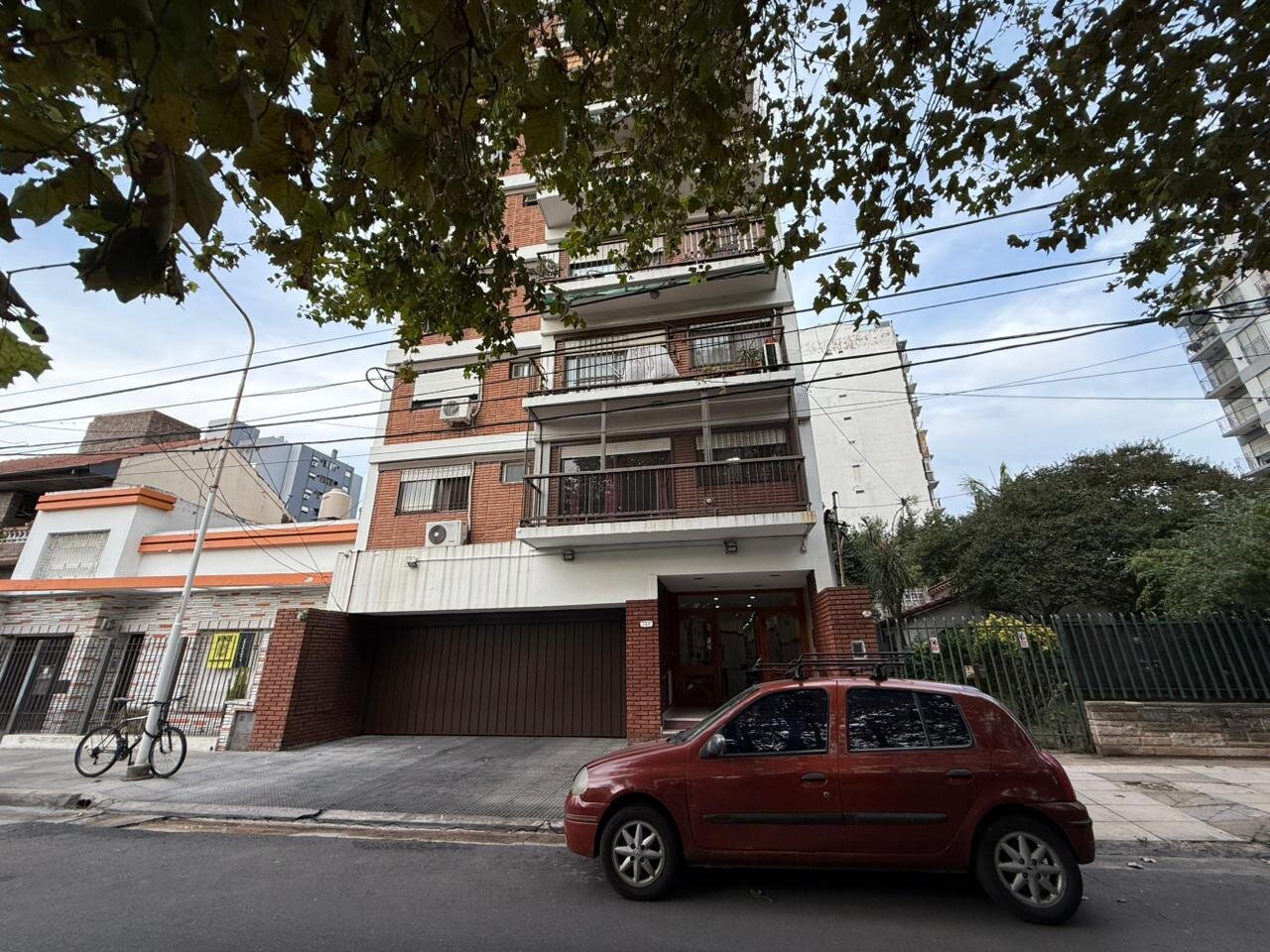 VENTA 2 AMB.. EN EDIFICIO EN ALTURA - 1