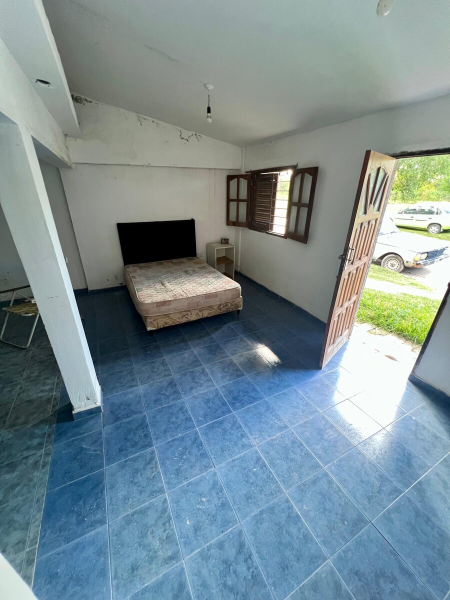 Casa de 3 dormitorios ubicada en una zona estratégica, con rápido acceso y excelente conectividad. - 2