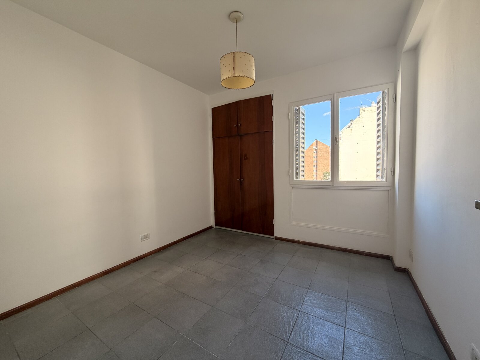 SE VENDE DEPARTAMENTO DE UN DORMITORIO EN ALBERDI - Imagen 11