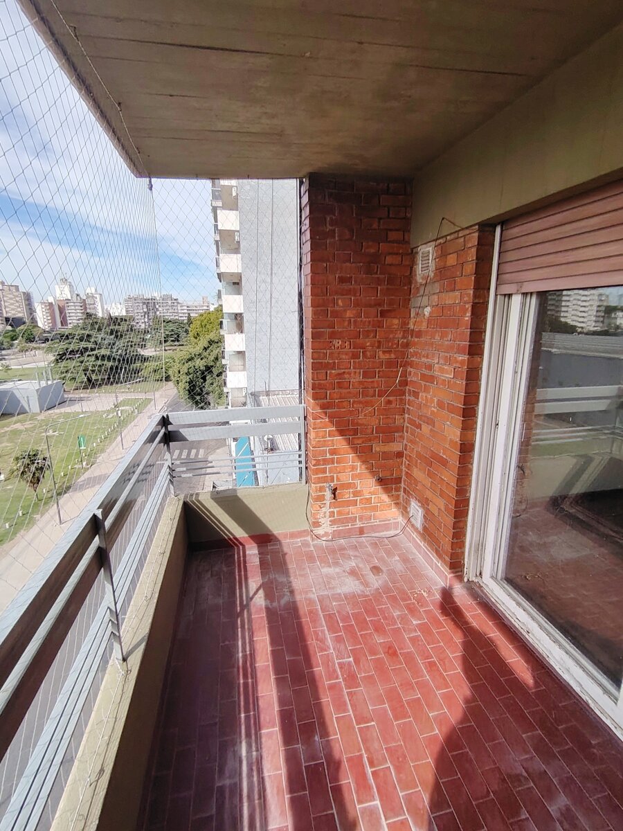 CORDOBA 3475 04 01 - 12
