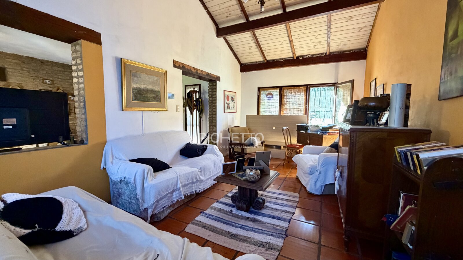 Casa de 4 dormitorios en Fisherton - 1