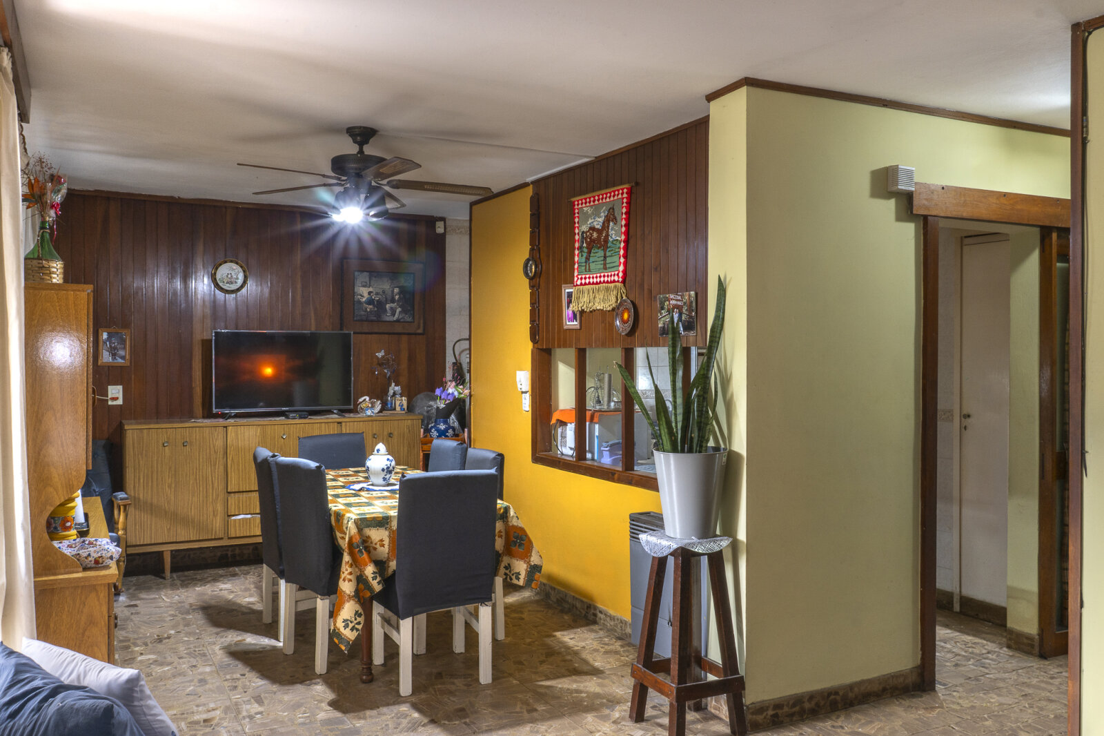 VENTA. Casa en centro de Baigorria. - 8