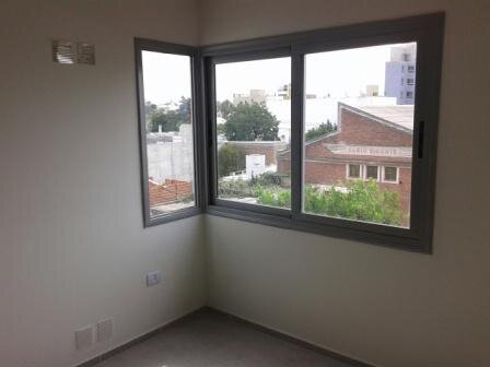A. Tecera depto en venta 1 dorm. con balcon y entrada para auto - Imagen 6