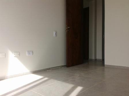 A. Tecera depto en venta 1 dorm. con balcon y entrada para auto - Imagen 4