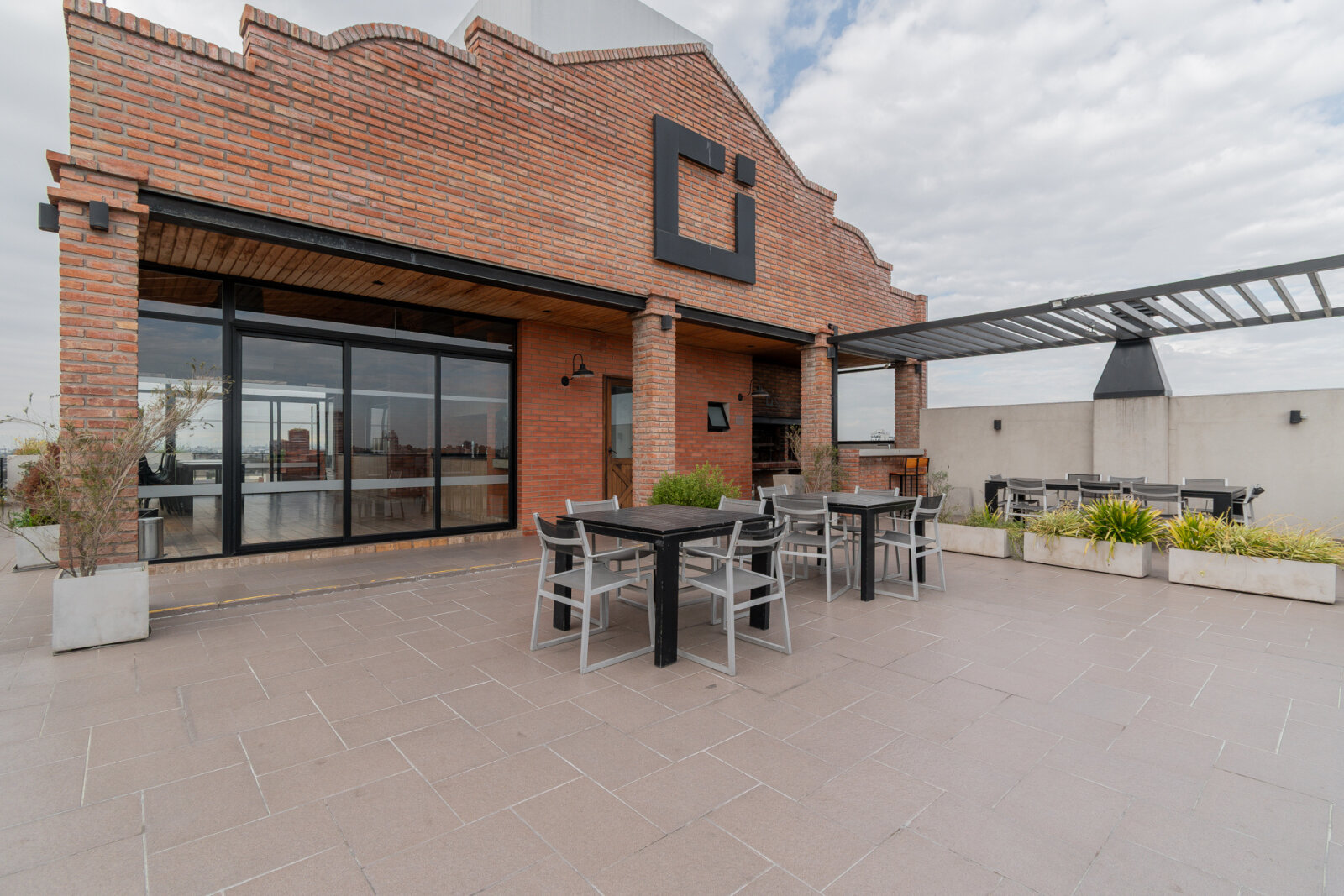HERMOSO DEPARTAMENTO EN VENTA - 2 AMBIENTES EN SPAZIO POLO - 38