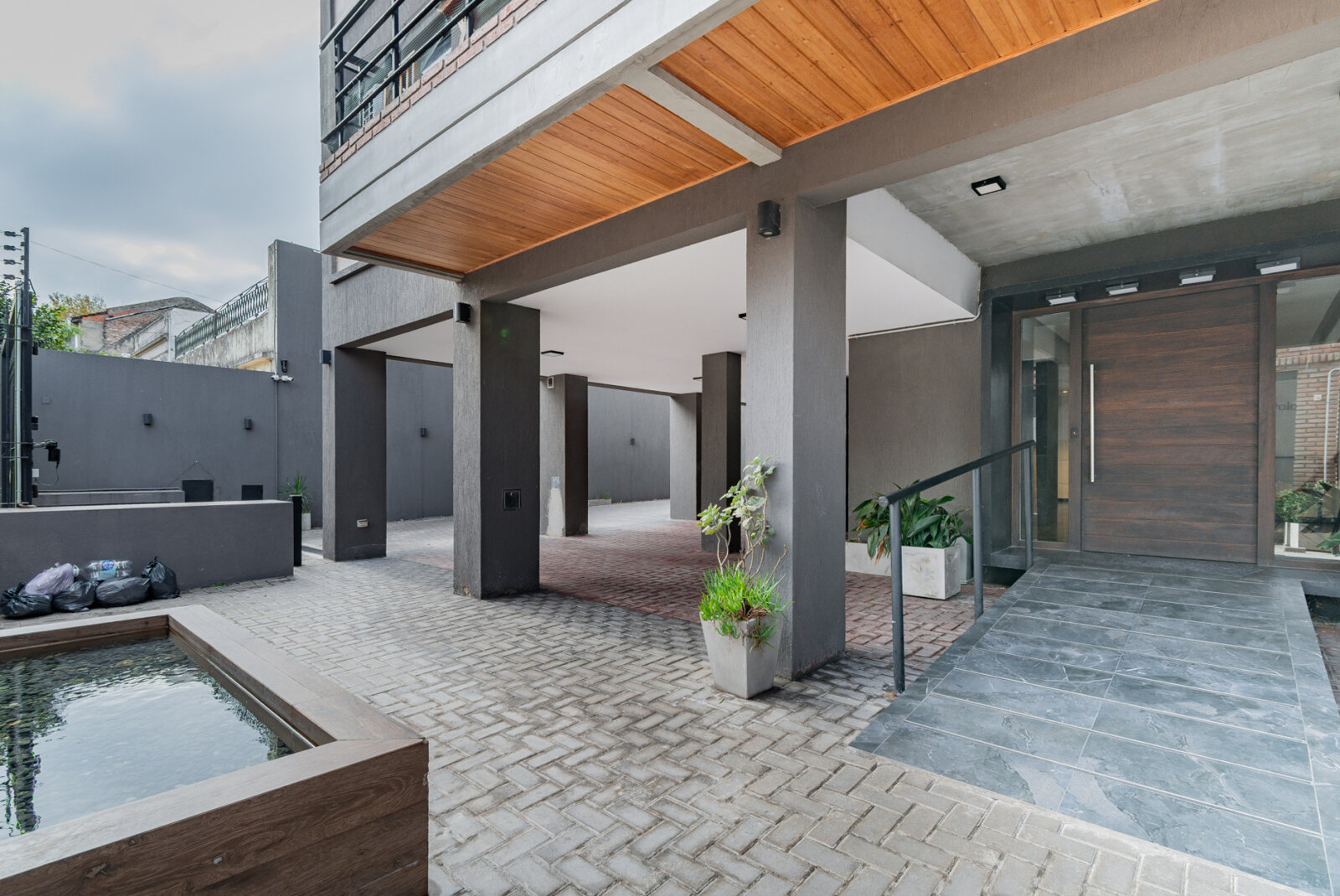 HERMOSO DEPARTAMENTO EN VENTA - 2 AMBIENTES EN SPAZIO POLO - 51