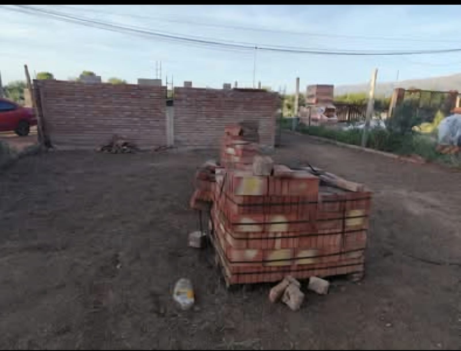 VENDO LOTE CON CONSTRUCCION- BARRANCAS COLORADAS S.LUIS - 6