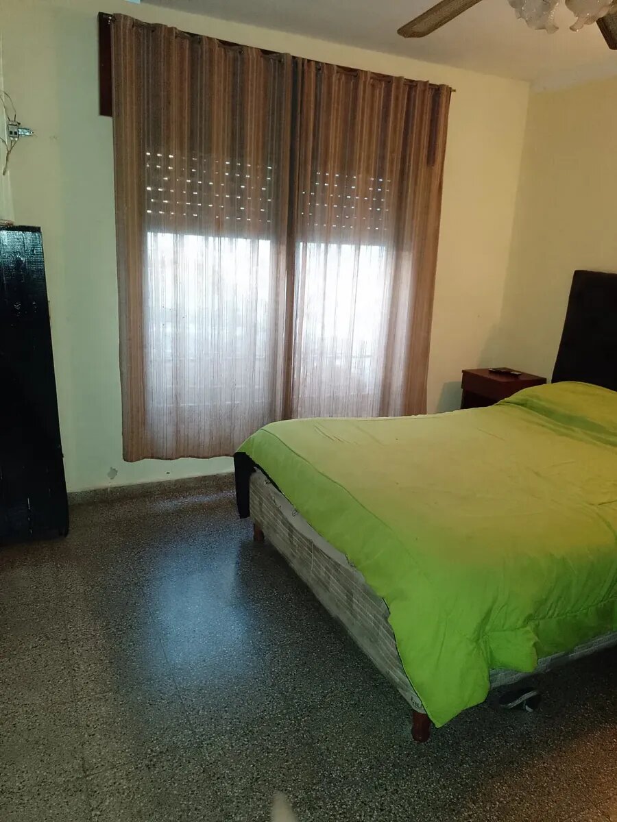 Casa En Venta- 3 Dormitorios  República 1149, Barrio Gene... - Imagen 14