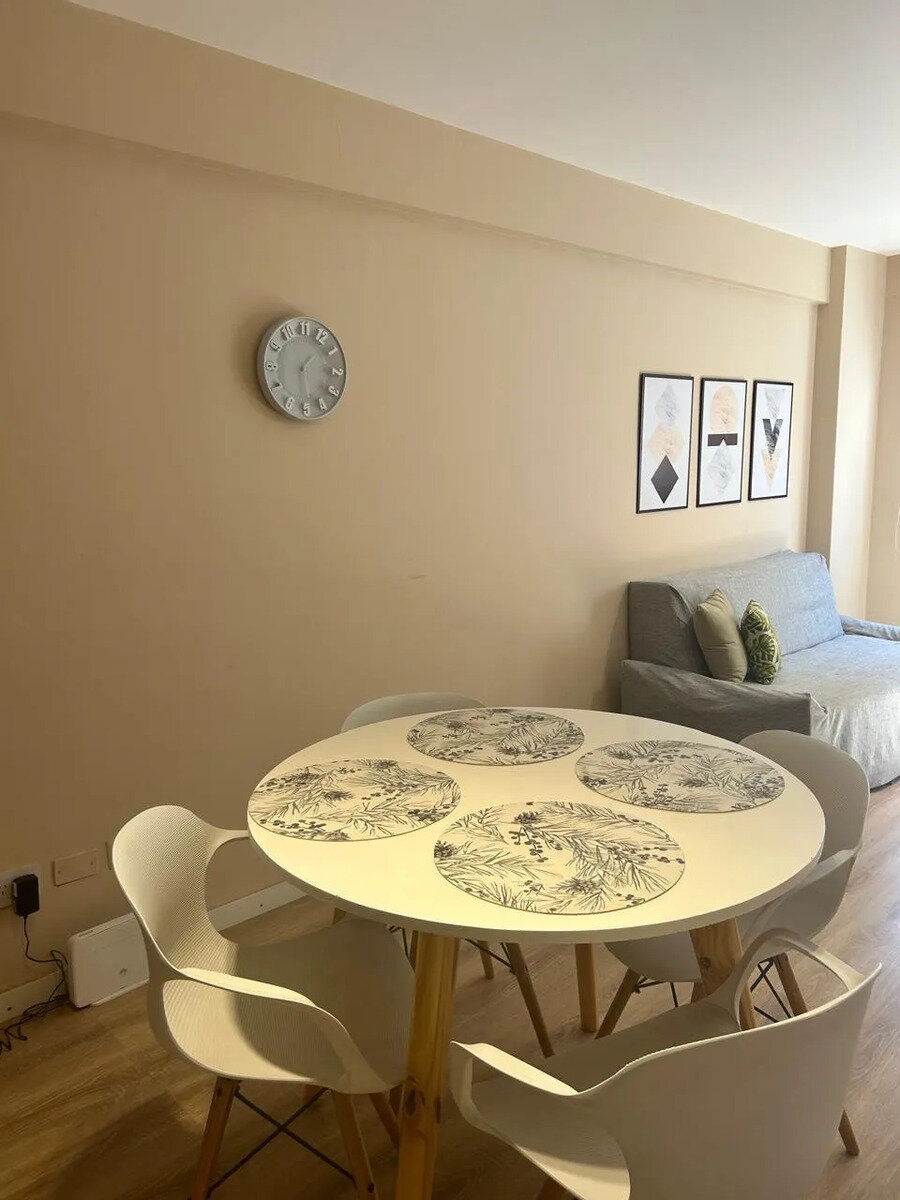 Vendo Un Dorm En Manzana Del Patio Olmos. Amoblado - Imagen 4