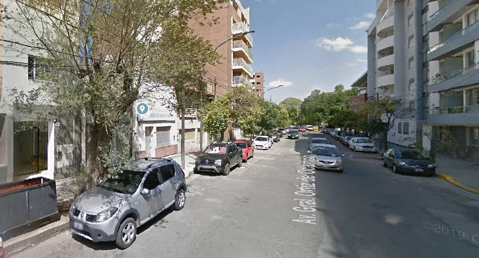 Vendo Excelente Galpón De 300 Mts 2 En Bv Ocampo 300. Mar... - Imagen 2