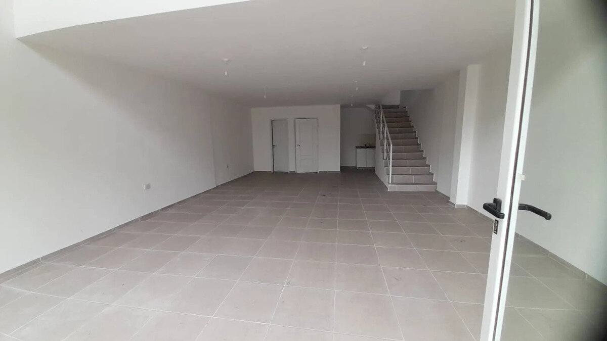 Se Vende Local Comercial 103 Mts Propios Dólares 135.000 - Imagen 6