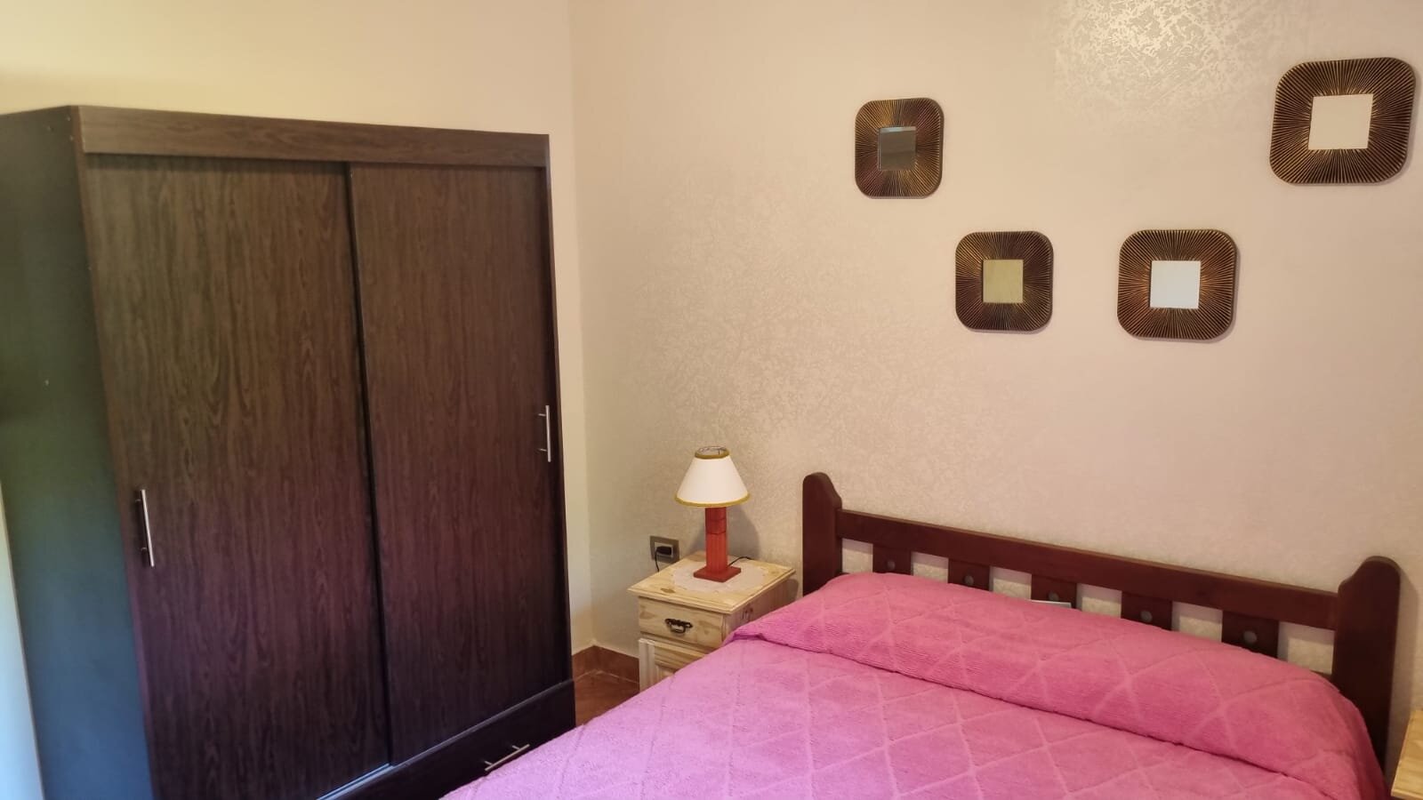 ALQUILO CASA EN VALLE HERMOSO, ANUAL, AMOBLADA - Imagen 5