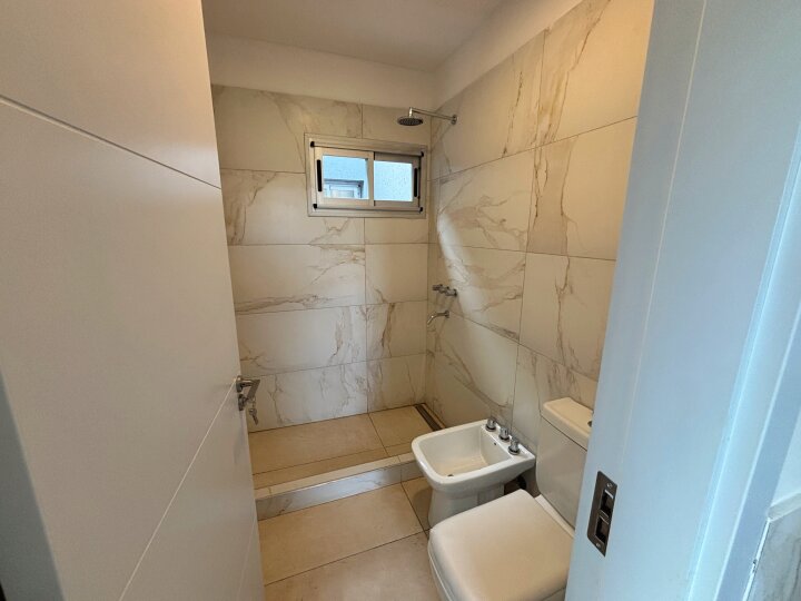 Casas - Funes - Venta