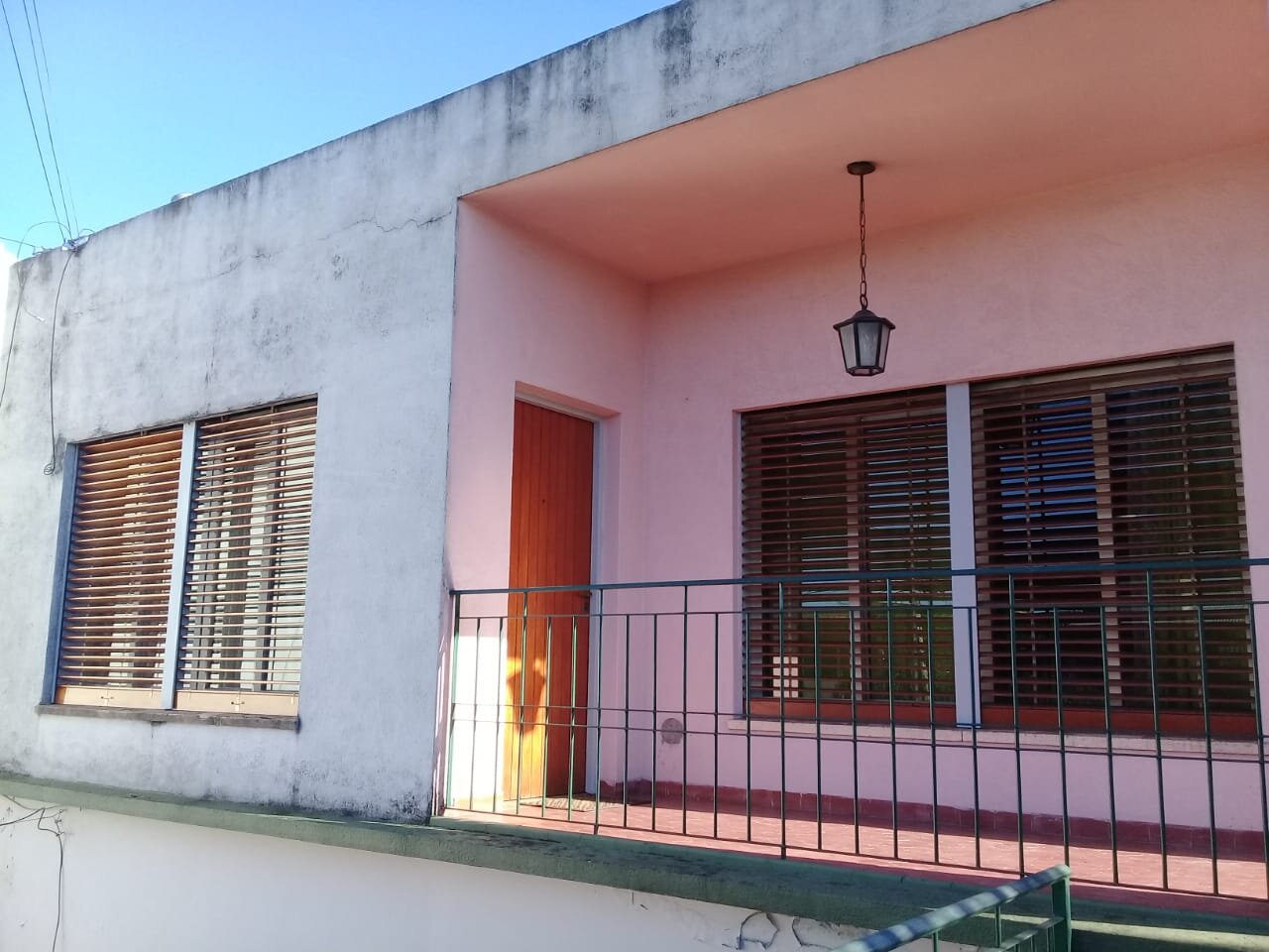 Venta PH tipo casa con garaje y patio en Morón - 7