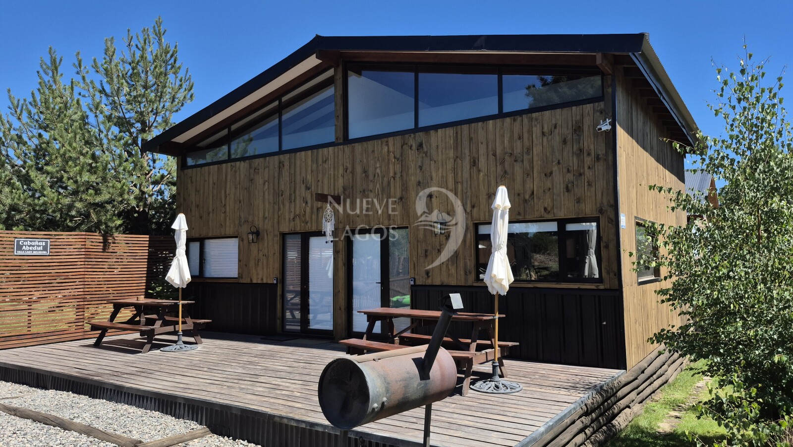 Venta de complejo con dos cabañas, tres tiny house y casa principal en RP63, Meliquina - 8