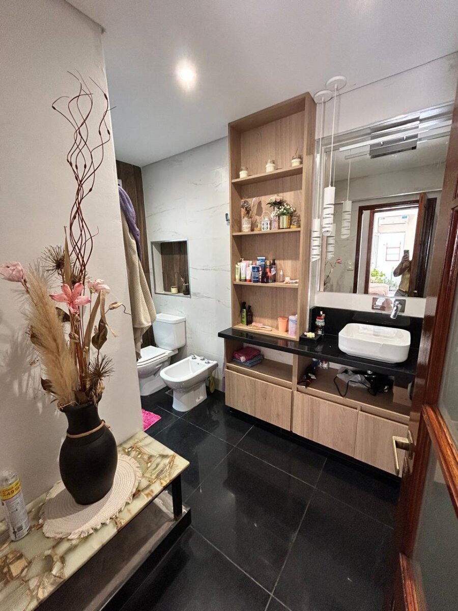 Casa 4 Dormitorios – Zona Plaza Jewell – Frente Club Plaza – Parrillero y Quincho - 8