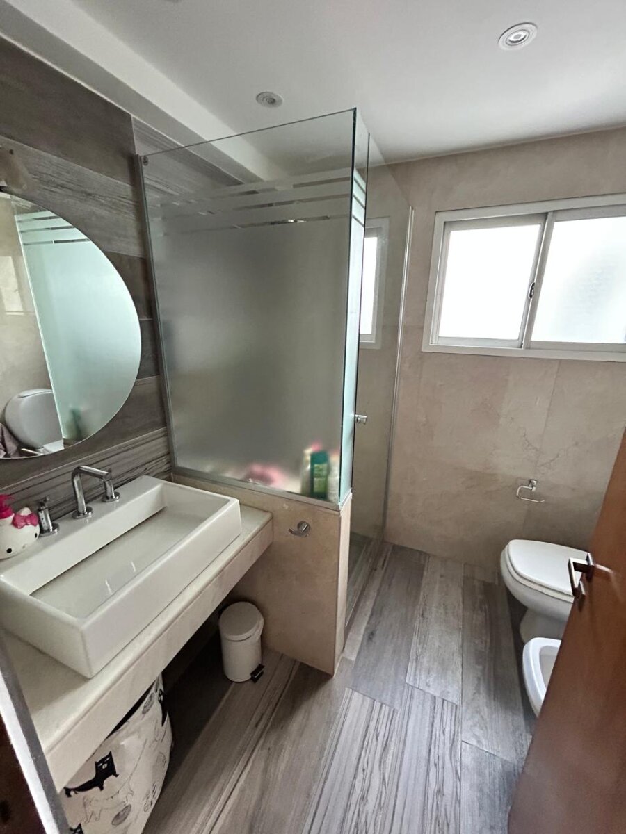 Casa 4 Dormitorios – Zona Plaza Jewell – Frente Club Plaza – Parrillero y Quincho - 12