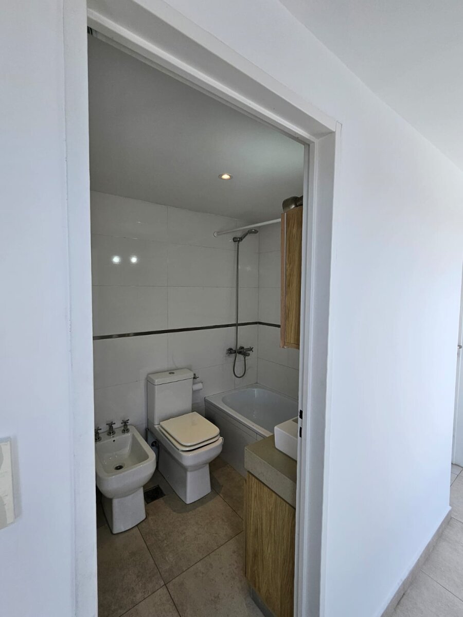 DEPARTAMENTO EN VENTA EN MORON - 16