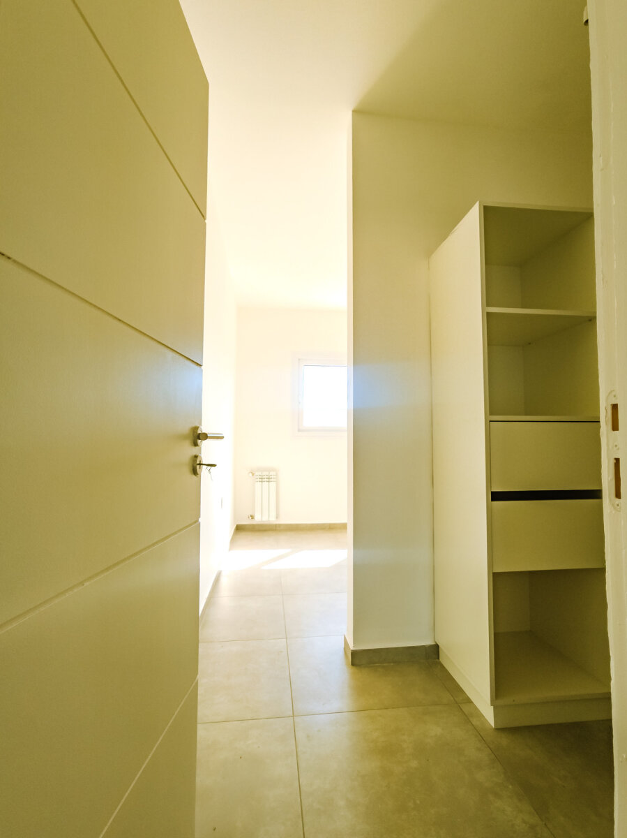 Duplex A Estrenar de 2 dormitorios con calefaccion central, cochera y asador. Docta Avenida — foto 14