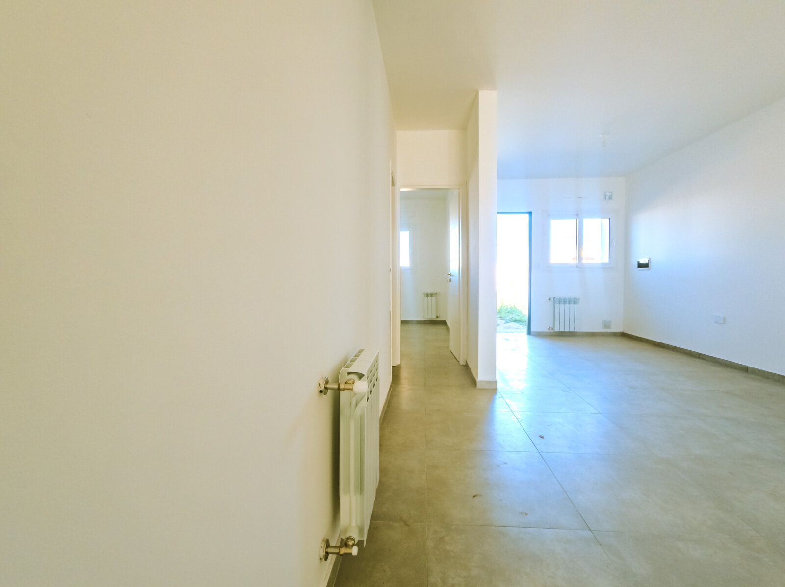 Duplex A Estrenar de 2 dormitorios con calefaccion central, cochera y asador. Docta Avenida — foto 13