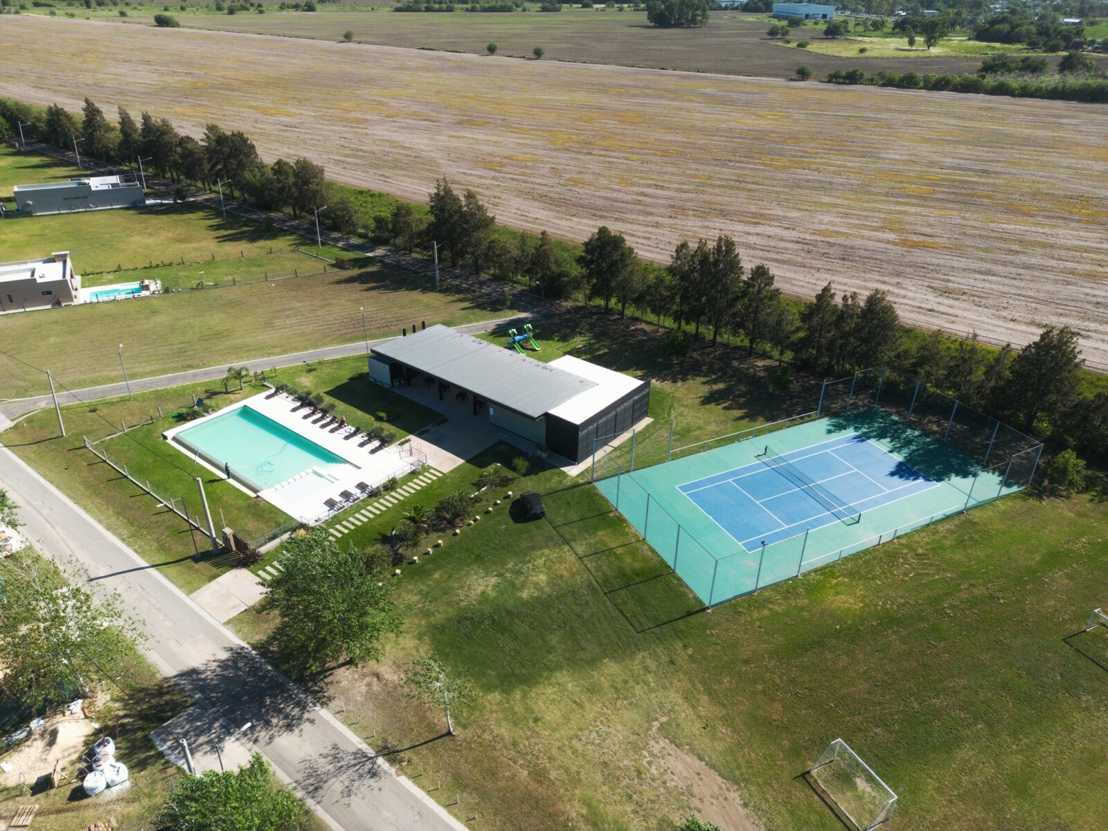 Venta terreno en Pinares del Sur - Piñero - Barrio cerrado - Lote 244 - 100% financiado - Forestación - 20