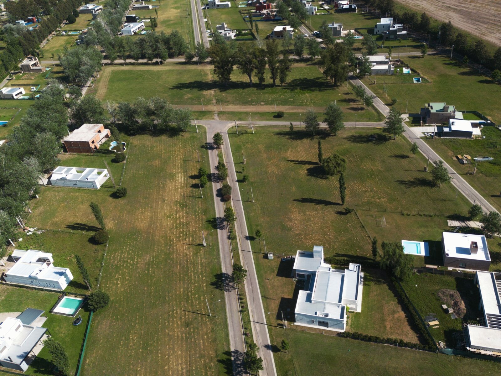 Venta terreno en Pinares del Sur - Piñero - Barrio cerrado - Lote 244 - 100% financiado - Forestación - 4