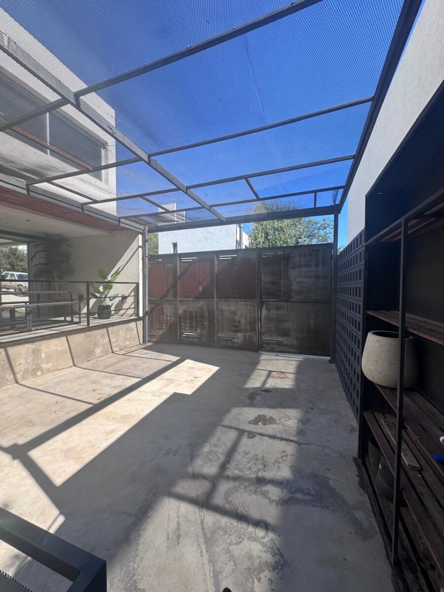 Se alquila Casa Amoblada o sin amoblar de 3 Dorm. en Housing Zona Norte - 13