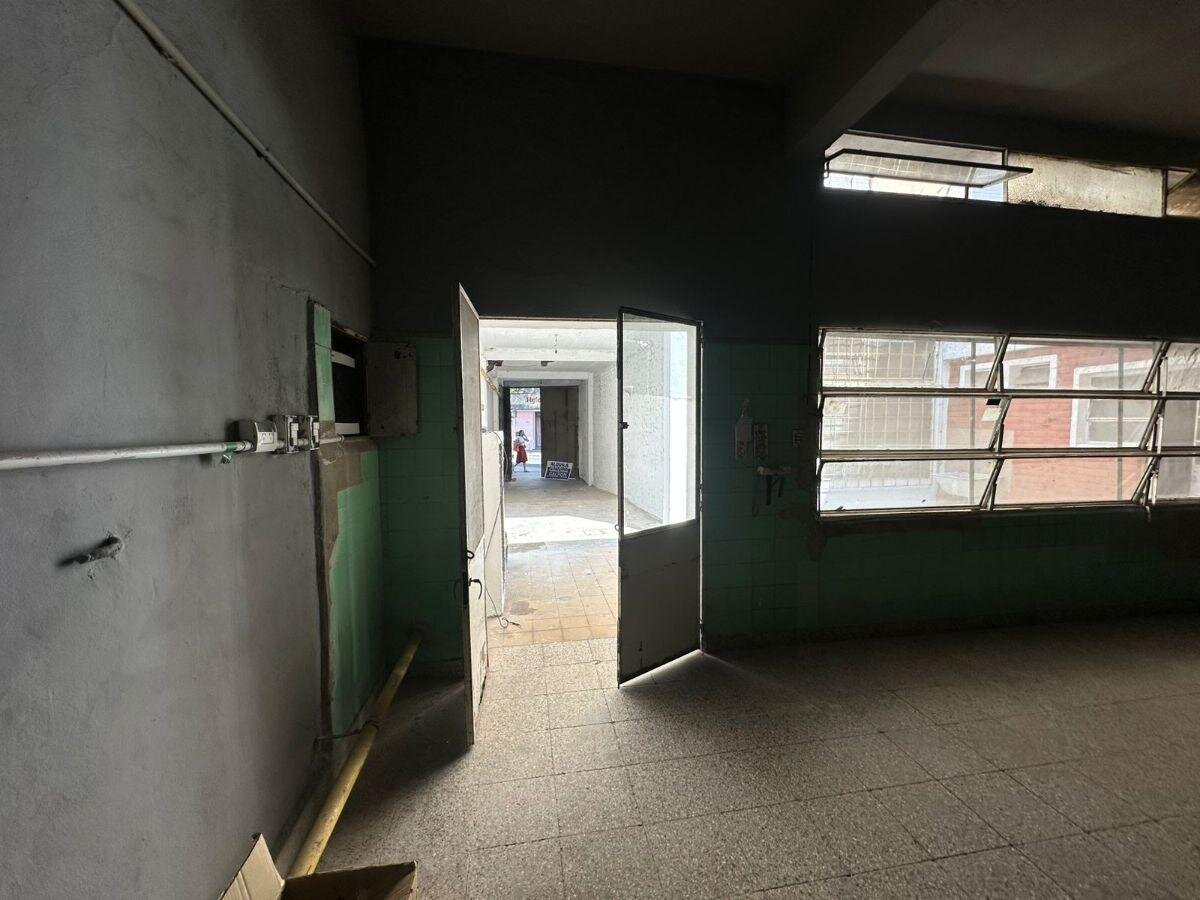 Alquilo Deposito en Guemes - Imagen 10