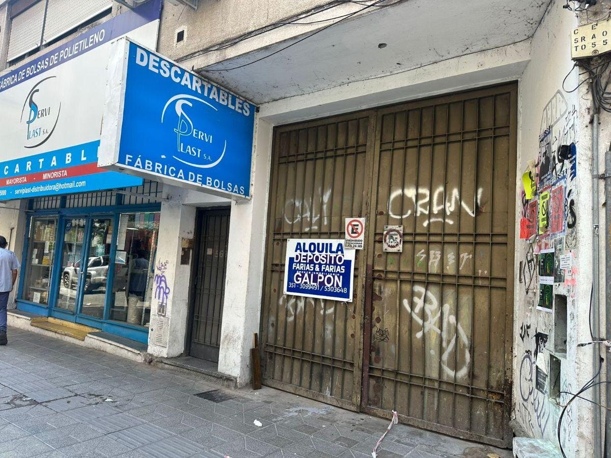 Alquilo Deposito en Guemes