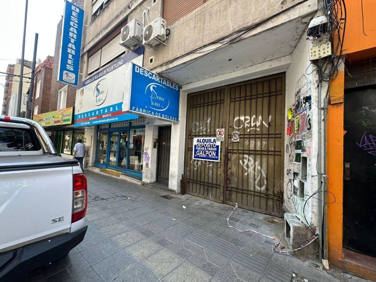 Alquilo Deposito en Guemes - Imagen 2