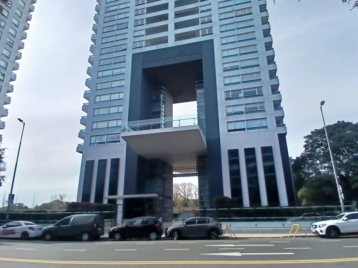Depto 2 ambientes en Alquiler PUERTO MADERO Con Cochera y balcon Complejo Torres del Yacht - 11