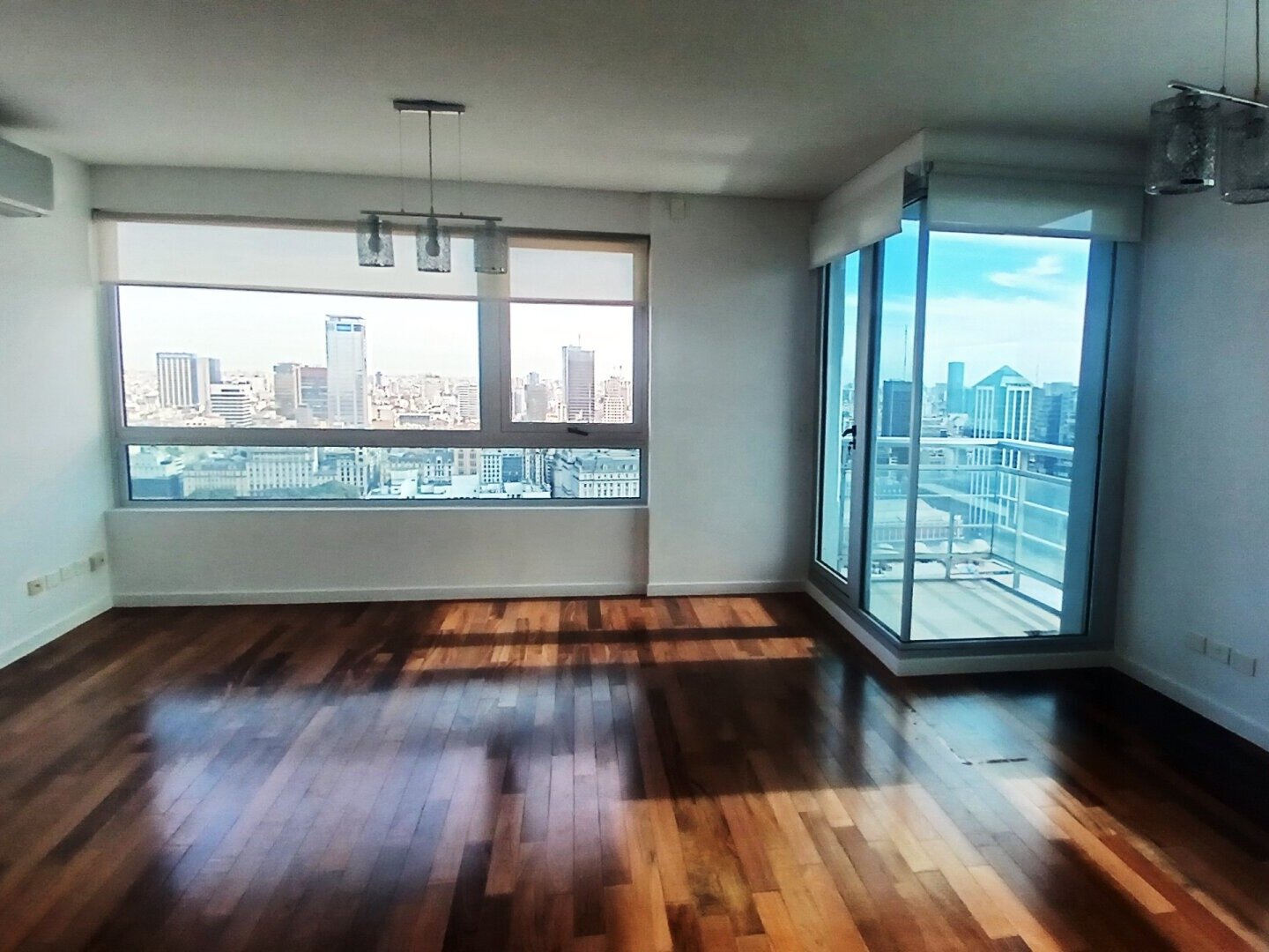 Depto 2 ambientes en Alquiler PUERTO MADERO Con Cochera y balcon Complejo Torres del Yacht - 17