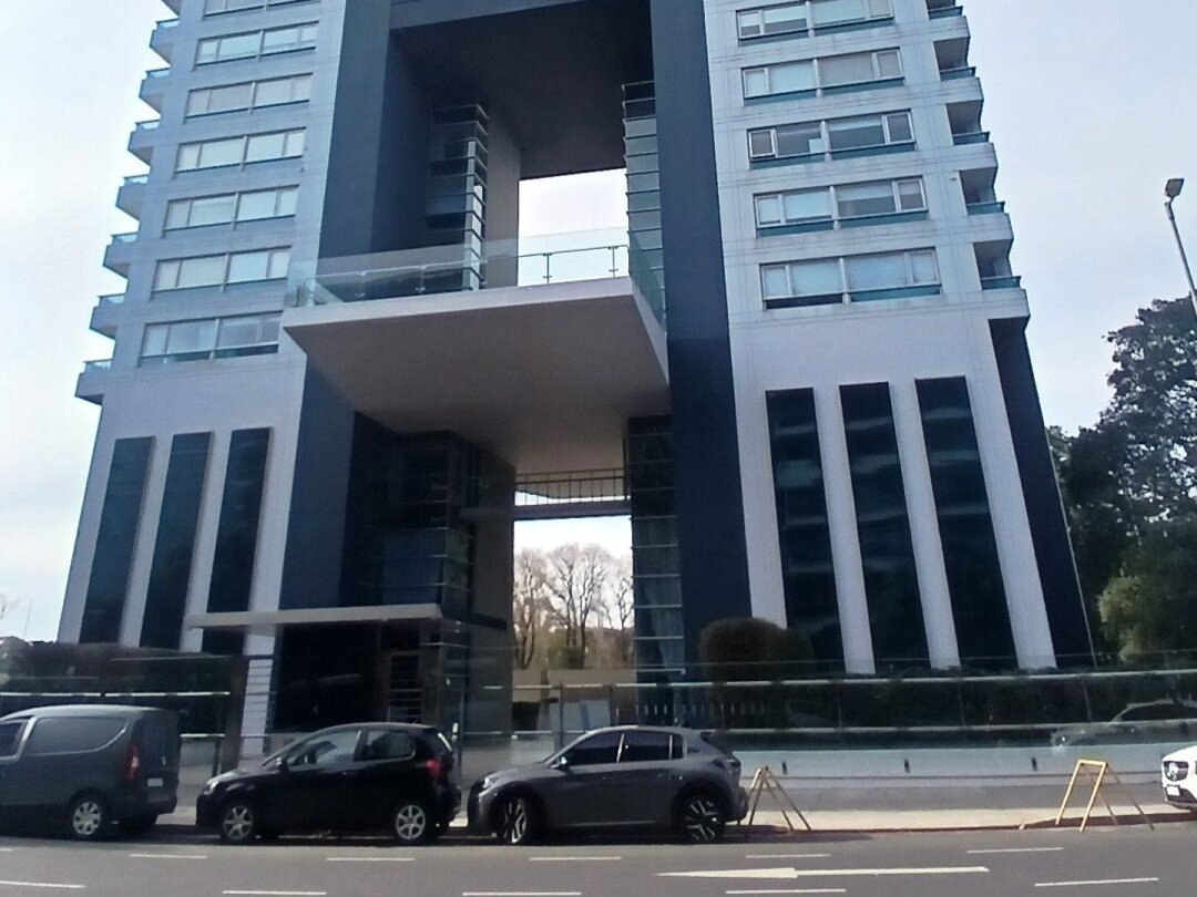Depto 2 ambientes en Alquiler PUERTO MADERO Con Cochera y balcon Complejo Torres del Yacht - 3