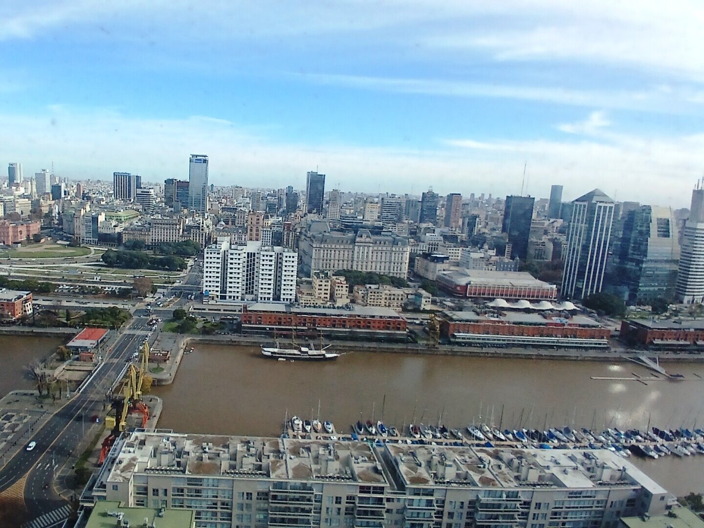 Depto 2 ambientes en Alquiler PUERTO MADERO Con Cochera y balcon Complejo Torres del Yacht - 23