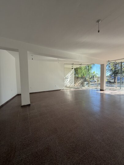 VENTA LOCAL COMERCIAL AV PUEYRREDON