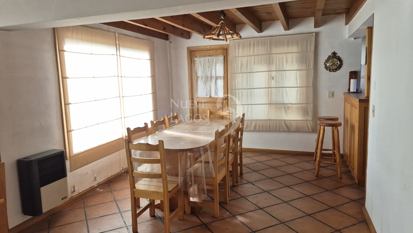 Venta casa de cuatro ambientes con vista al lago en Meliquina - 3