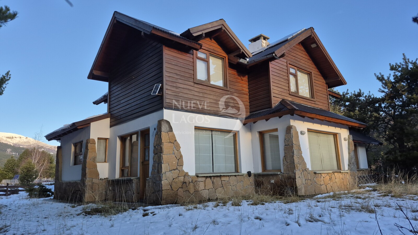 Venta casa de cuatro ambientes con vista al lago en Meliquina - 16