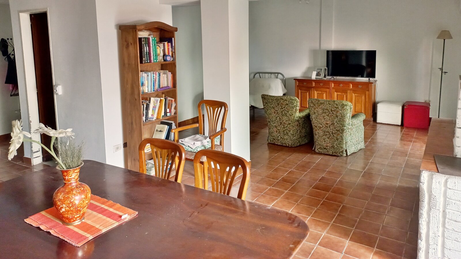 Casa con Jardín, Garaje, Terraza y Parrilla en Villa del Parque — foto 7