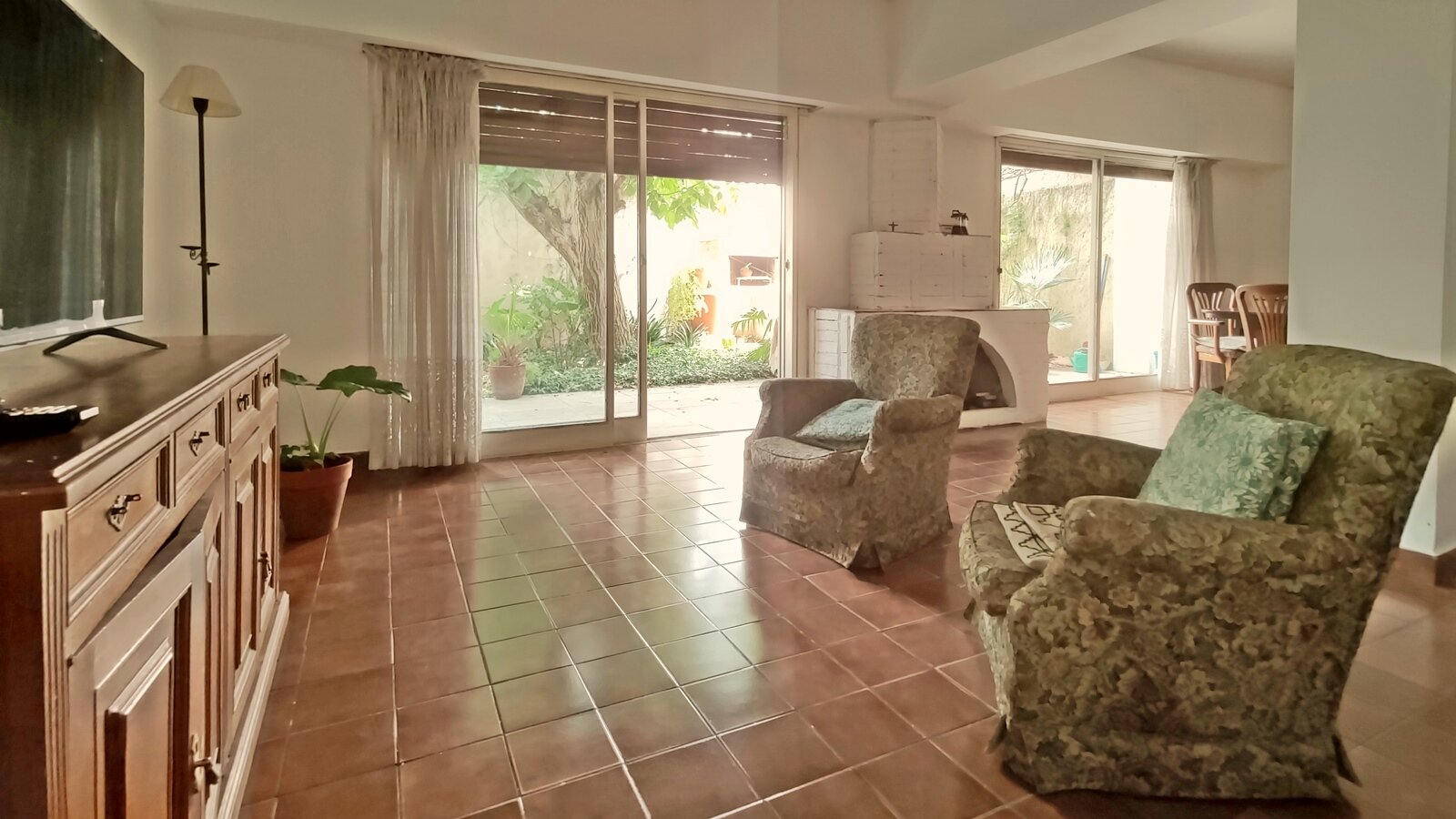 Casa con Jardín, Garaje, Terraza y Parrilla en Villa del Parque — foto 8