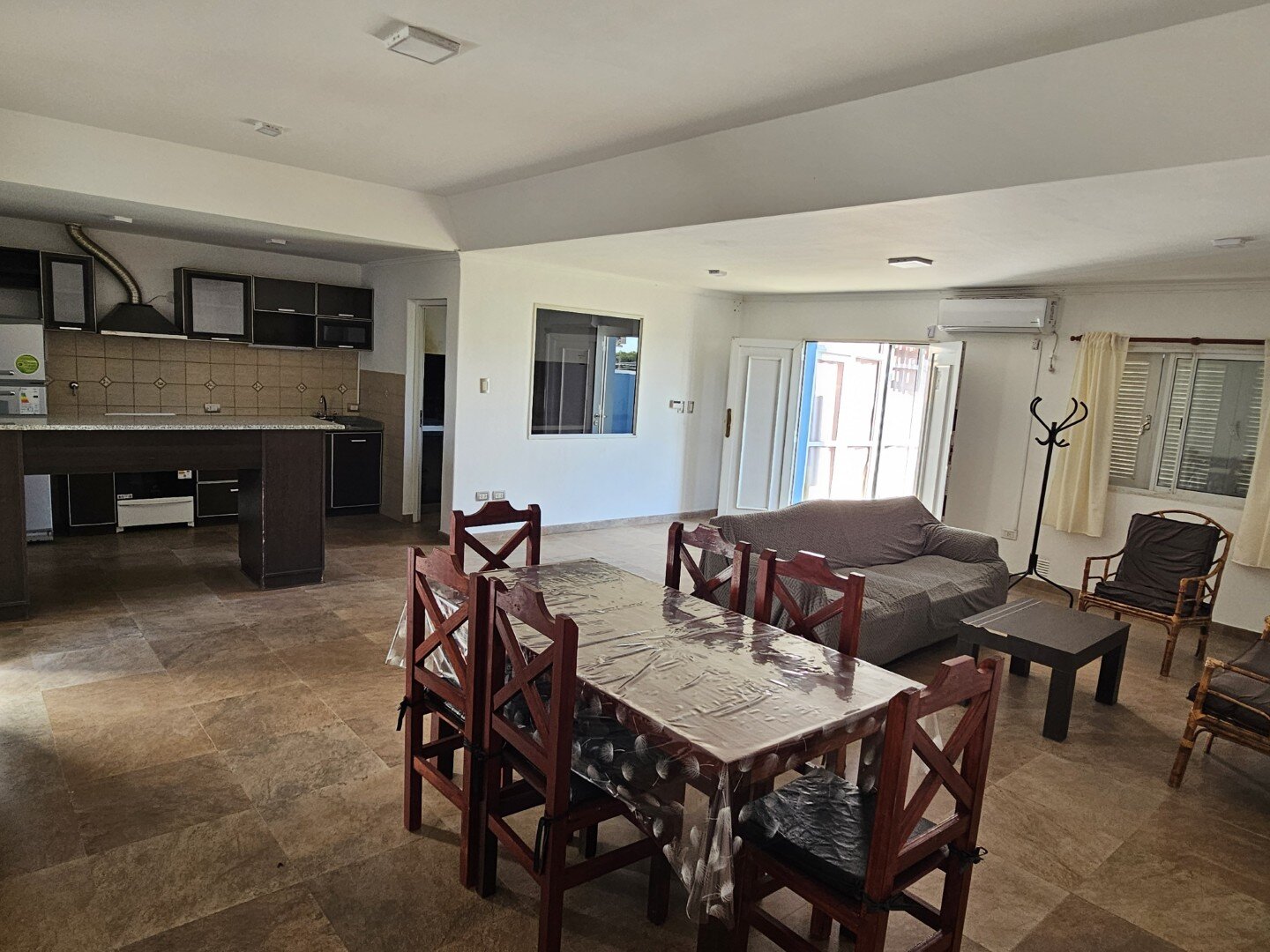 VENTA | Casa de 2 dormitorios con pileta y amplio terreno - Lonne 901 — foto 12