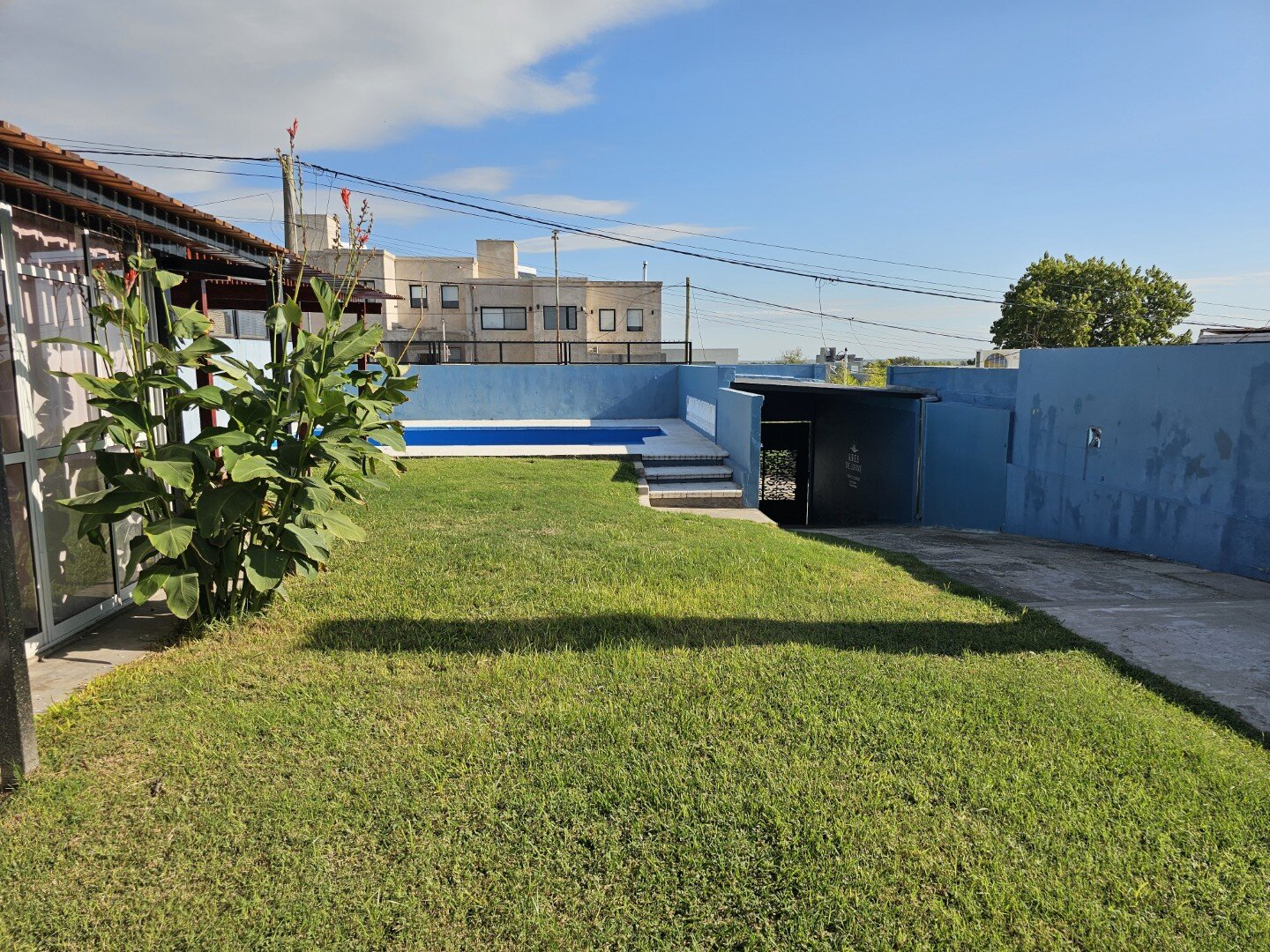 VENTA | Casa de 2 dormitorios con pileta y amplio terreno - Lonne 901 — foto 6