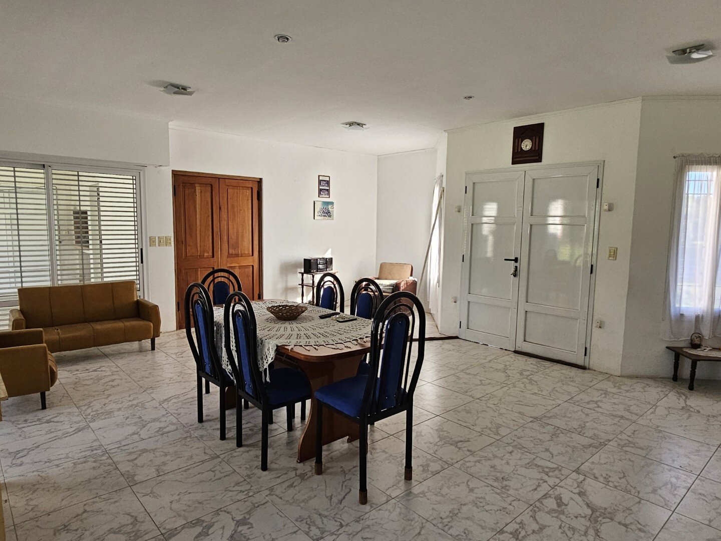 VENTA | Casa de 3 dormitorios con amplio jardín! Antelo - 9