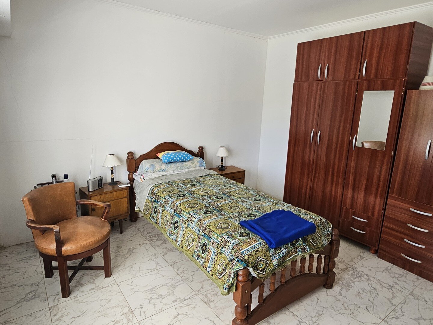 VENTA | Casa de 3 dormitorios con amplio jardín! Antelo - 32