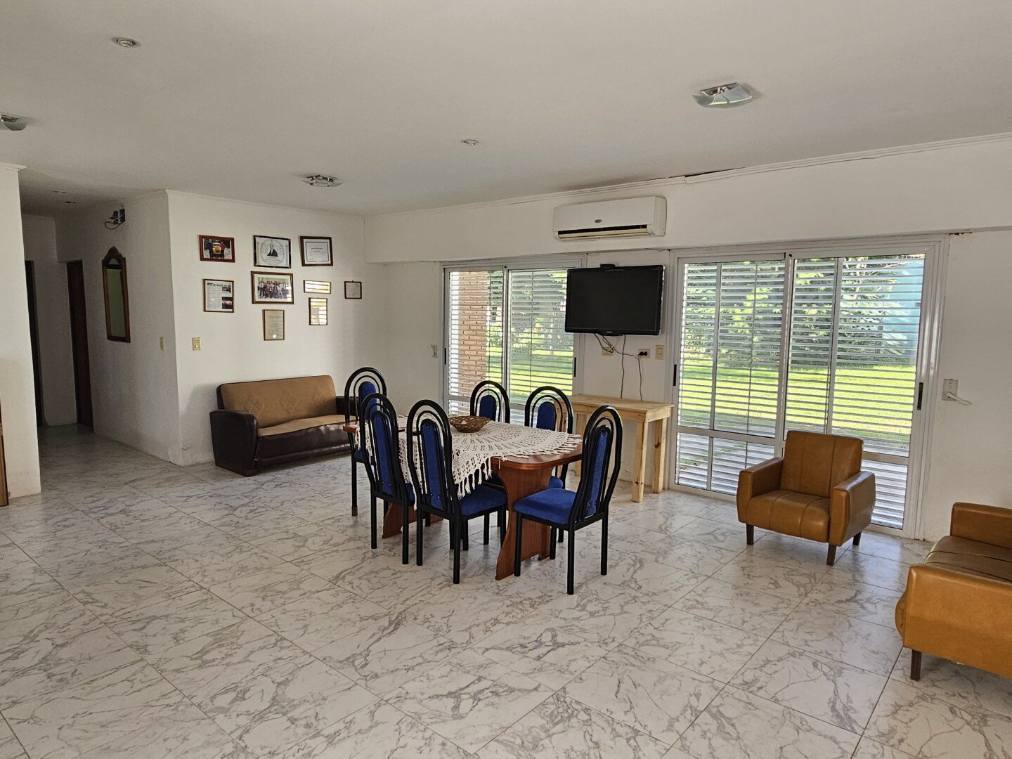 VENTA | Casa de 3 dormitorios con amplio jardín! Antelo - 8