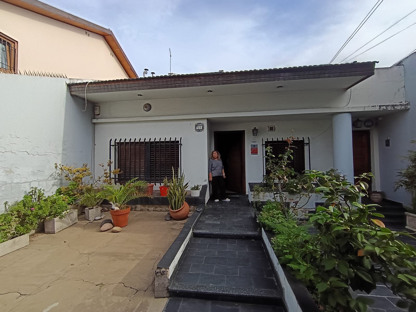 CASA AMPLIA EN LOTE PROPIO CON 4 DORMITORIOS Y EN DOS PLANTAS, Saladillo 5000 - Villa Lugano - 2